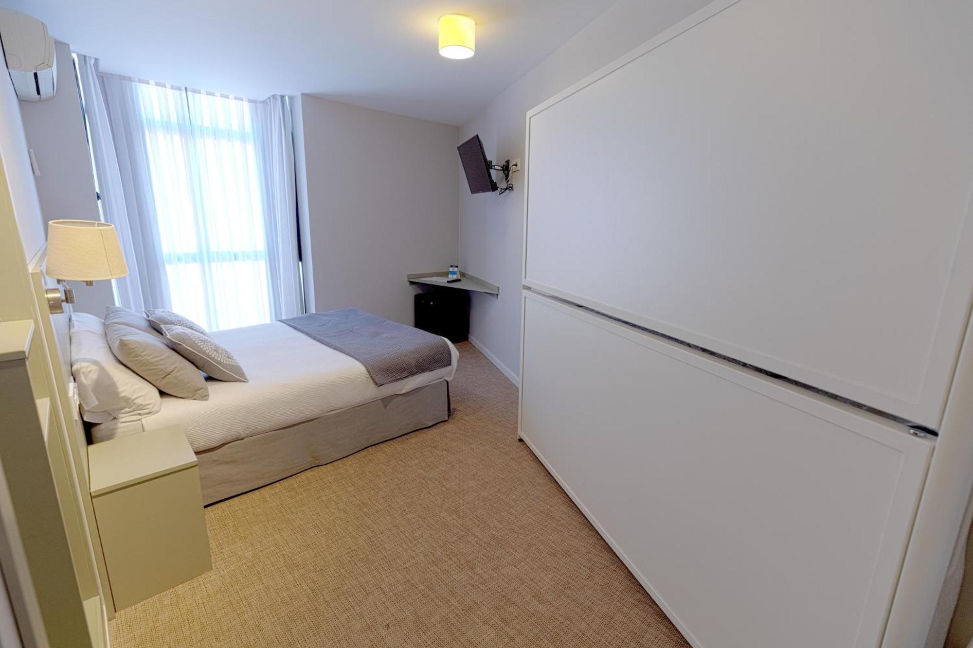 Hostal Gran Via Pinto Zewnętrze zdjęcie