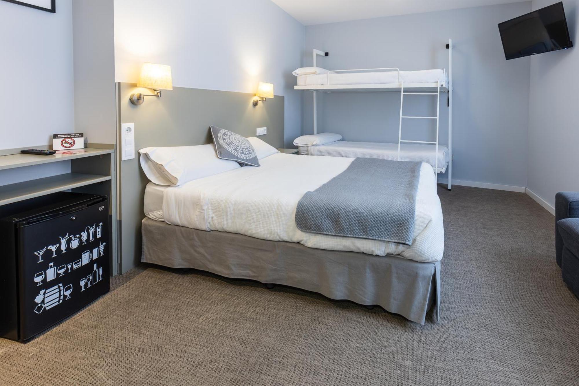 Hostal Gran Via Pinto Zewnętrze zdjęcie