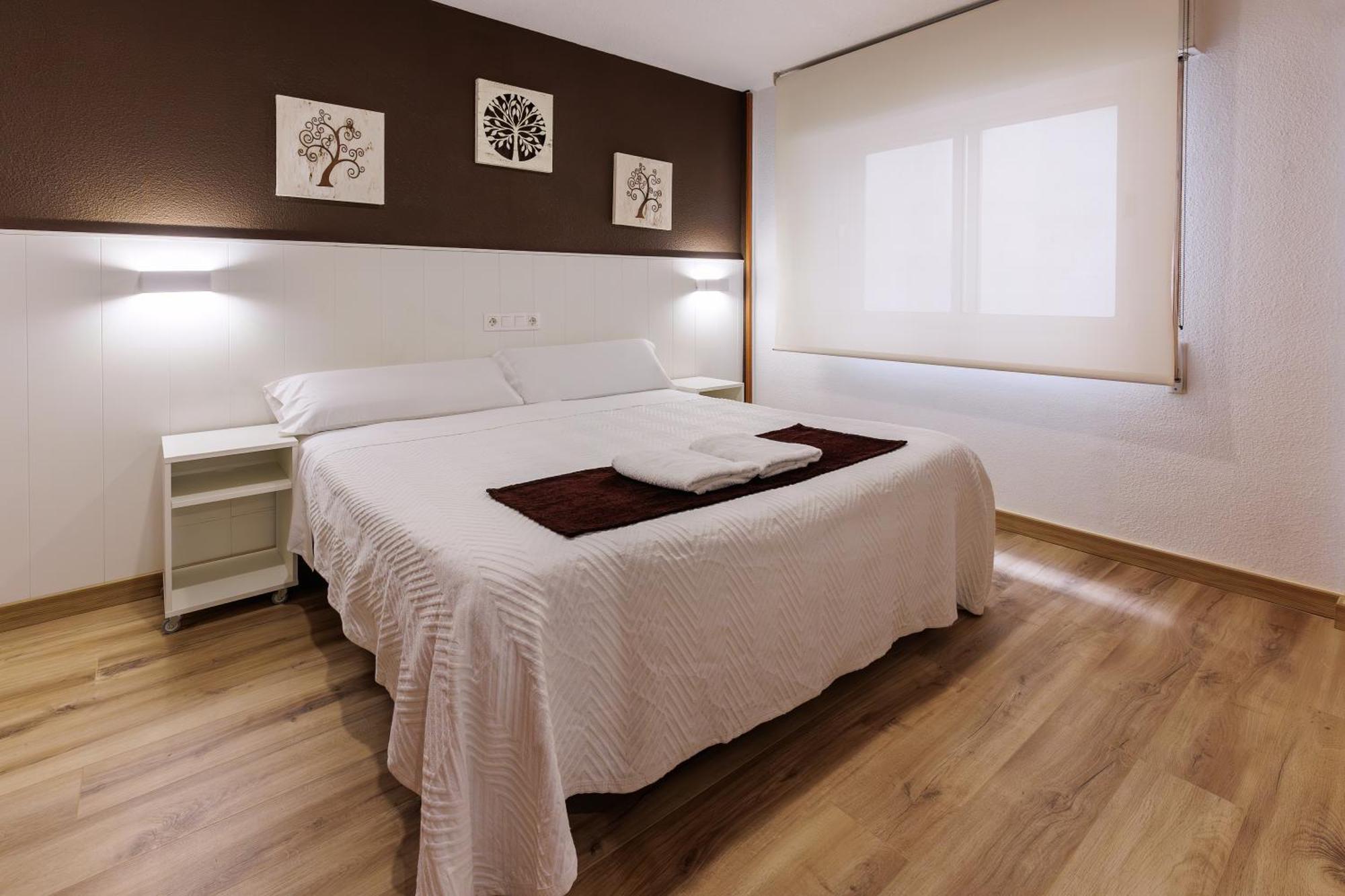 Hostal Gran Via Pinto Zewnętrze zdjęcie